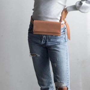 GIGI PIP GENUINE LEATHER BELT BAG (NWOT)